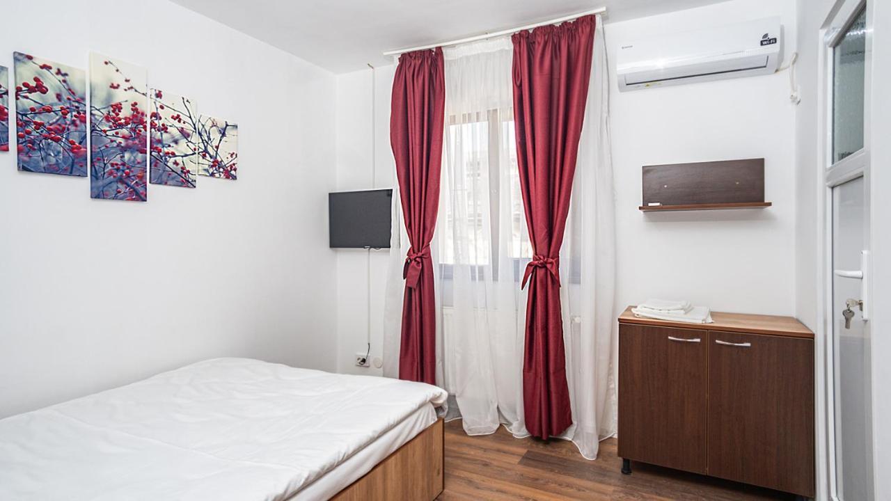 Hotel La Platouri Voluntari Dış mekan fotoğraf